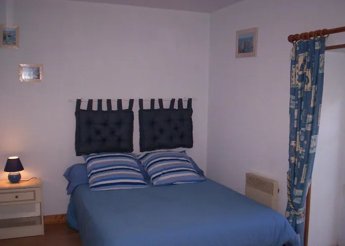 Les Charmilles By Interhome