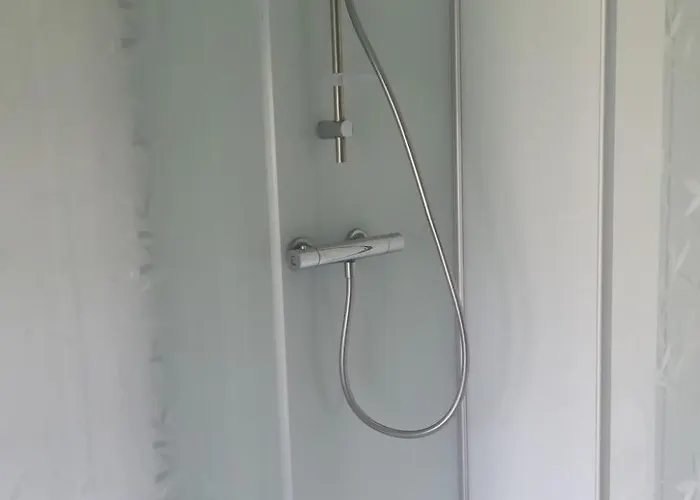 Les Charmilles By Interhome Crasville (Manche)